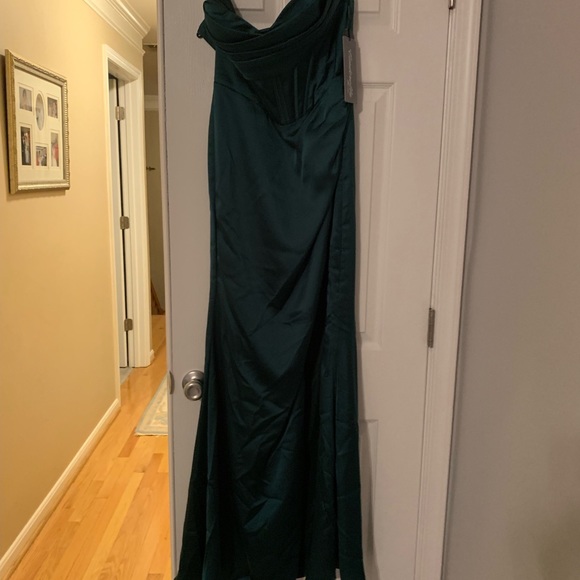 Lady Black Tie Formal Dress | Yvette Gown - Emerald - Picture 4 of 7